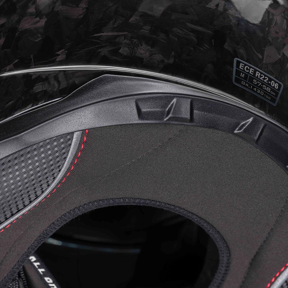 Casco Veloce Carbon Forged