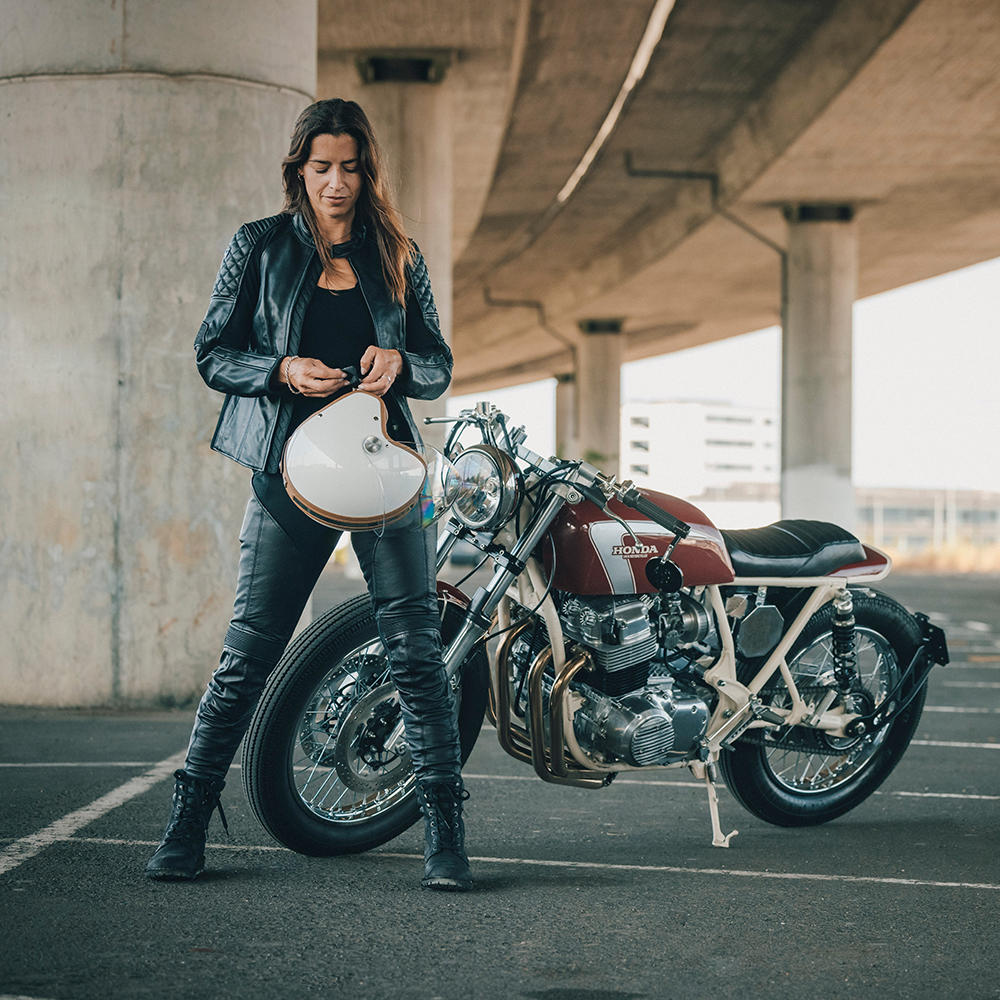 X.G20 Casco Groovy SV