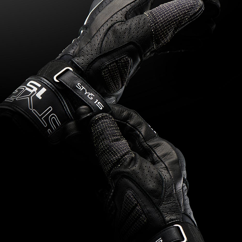 Guanti ventilati Styg15