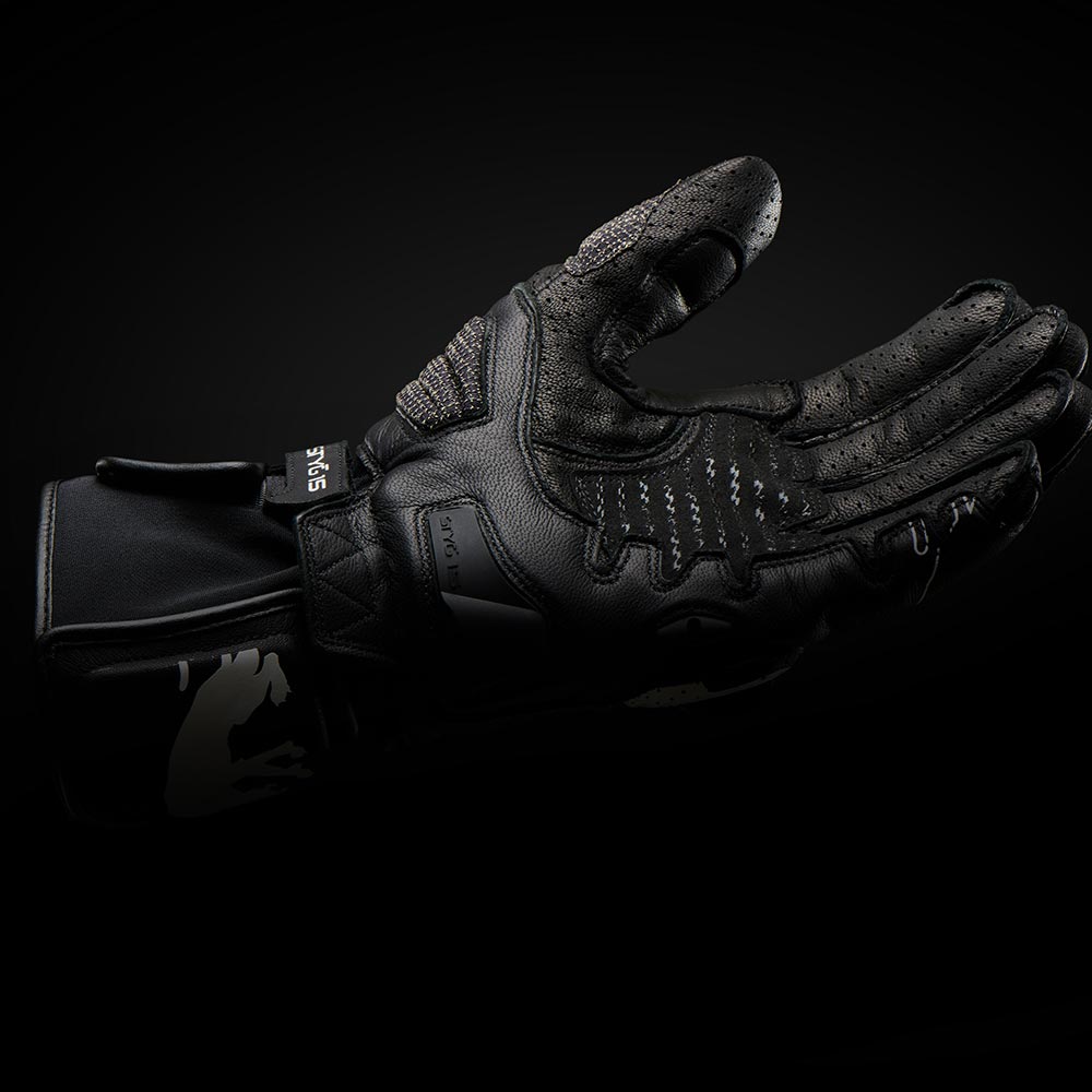 Guanti ventilati Styg15