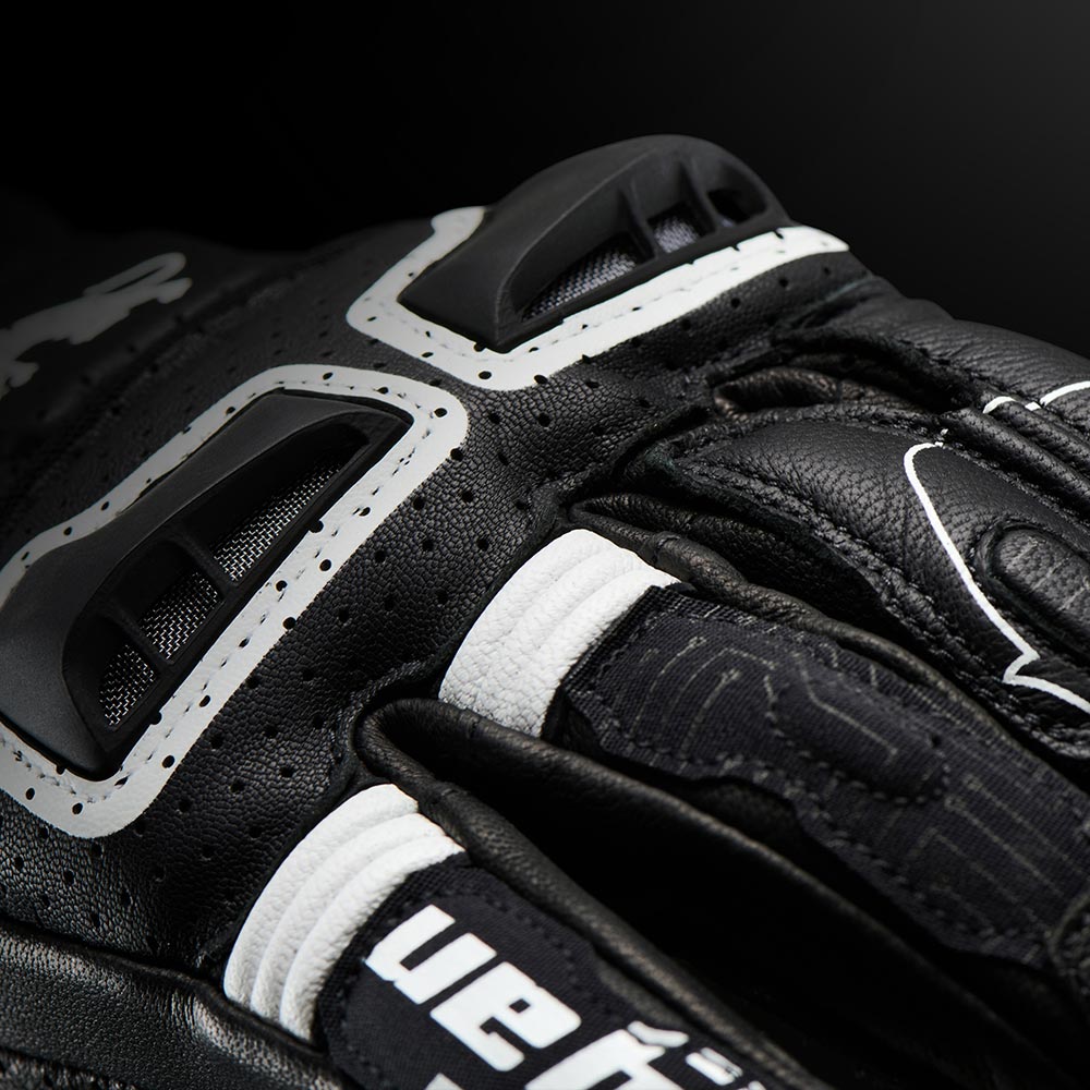 Guanti ventilati Styg15