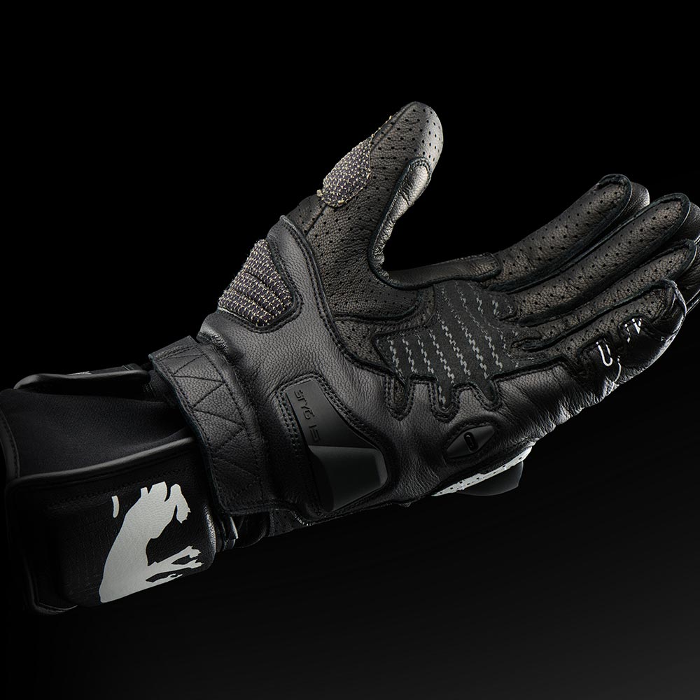 Guanti ventilati Styg15