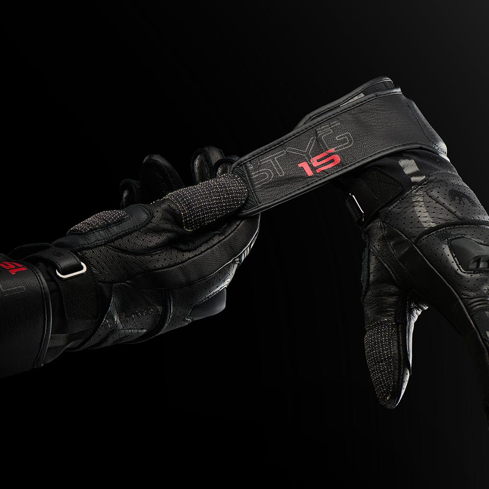 Guanti ventilati Styg15