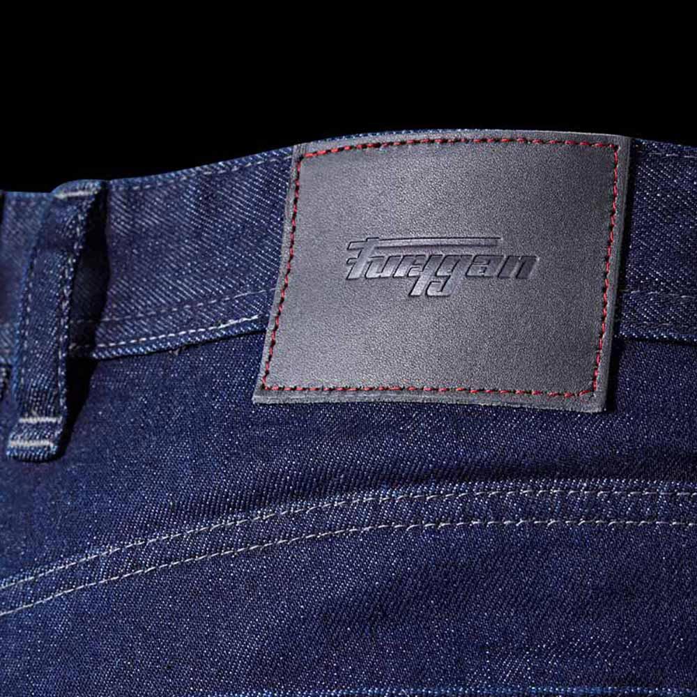 D03 Jeans affusolati L30