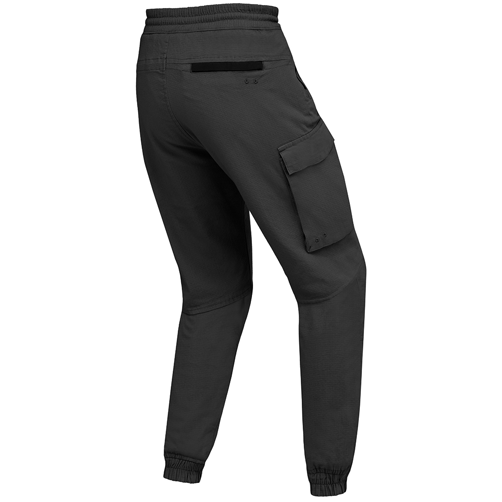 Pantaloni jogger