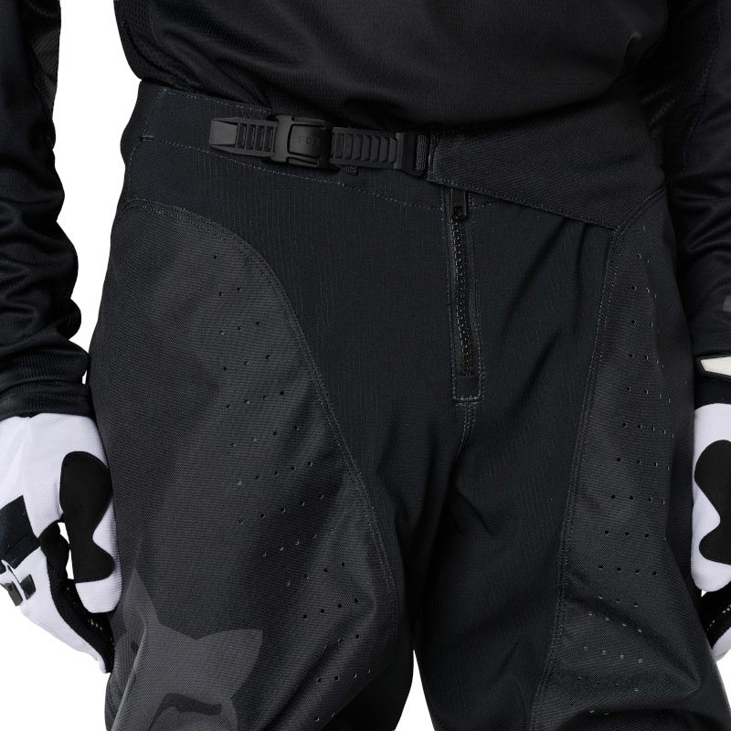 180 Pantalone Blackout
