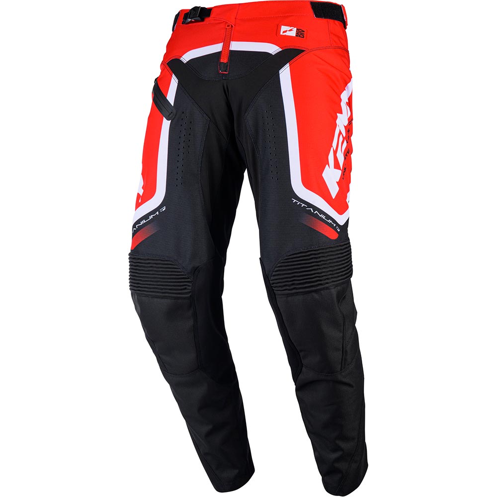 Pantaloni in titanio