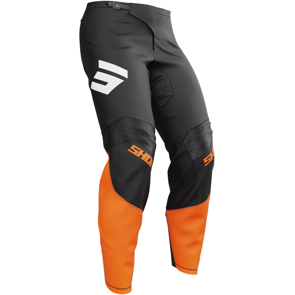 Disegnare pantaloni privati