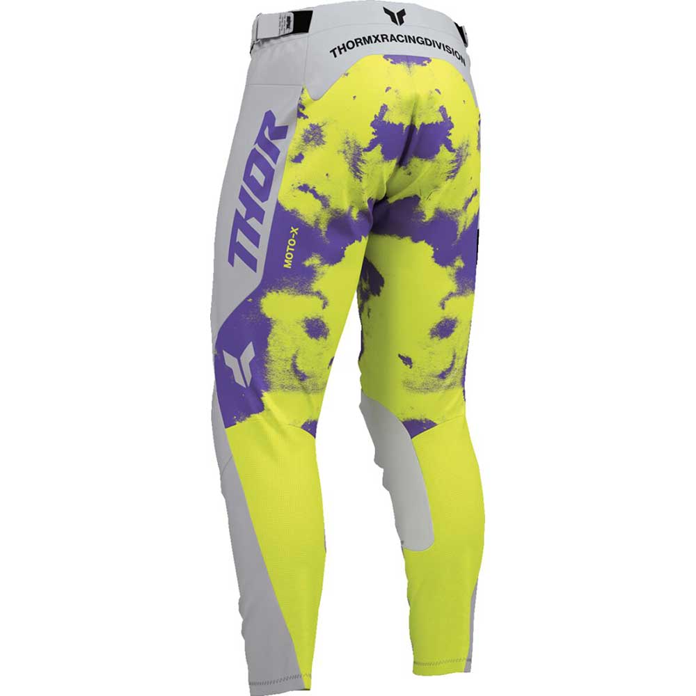 Pantaloni Bleach in modalità di lancio