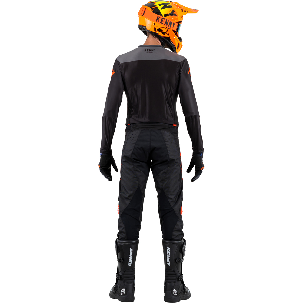 Pantaloni performanti - 2023