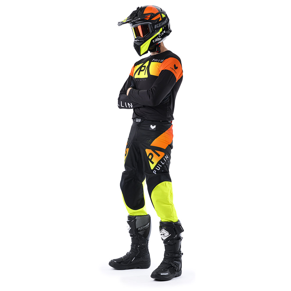 Pantaloni Master - 2024