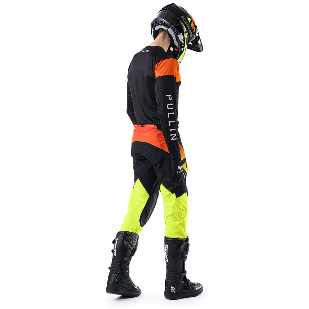 Pantaloni Master - 2024