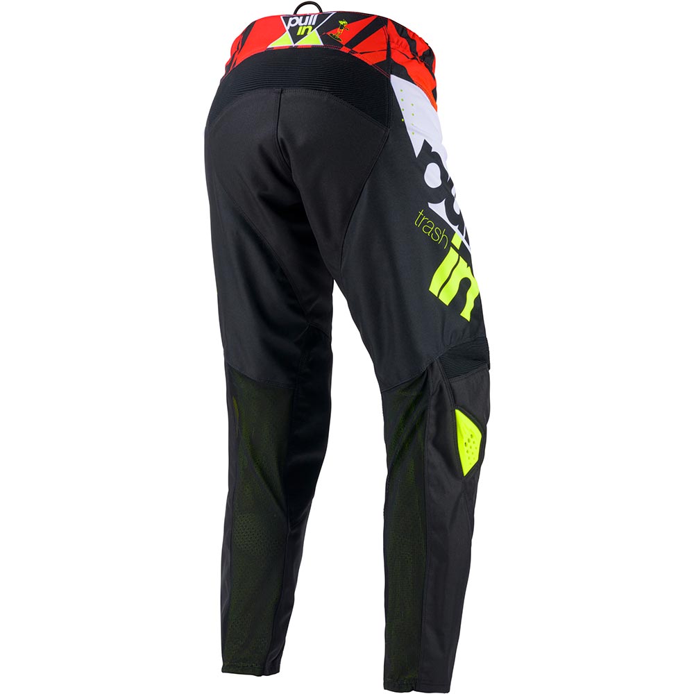 Pantaloni da buttare