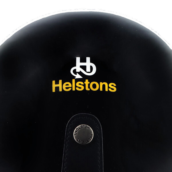 Casco con logo