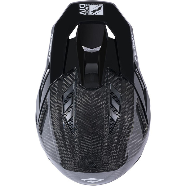 Casco in titanio e carbonio