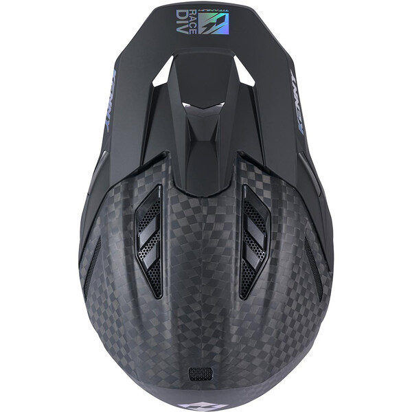 Casco in titanio e carbonio