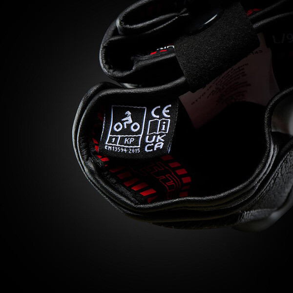 Guanti ventilati Styg15