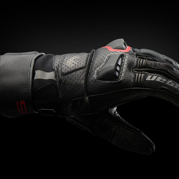 Guanti ventilati Styg15