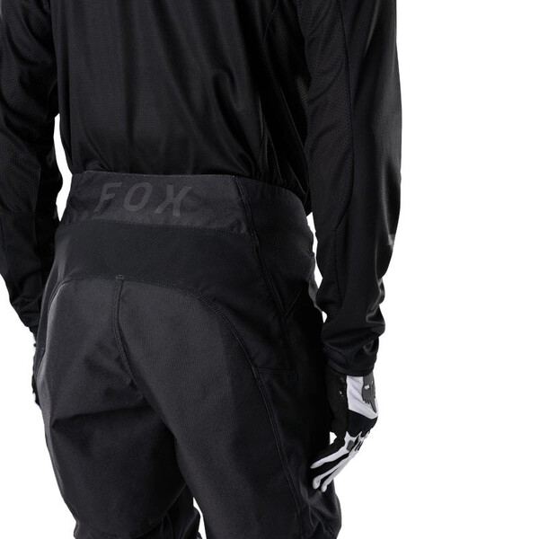 180 Pantalone Blackout