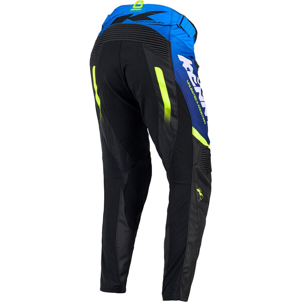 Pantaloni in titanio