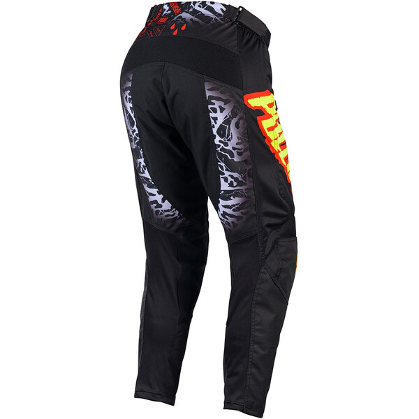 Pantaloni da buttare