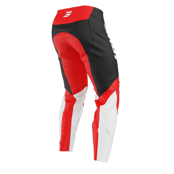 Disegnare i pantaloni della Kid League
