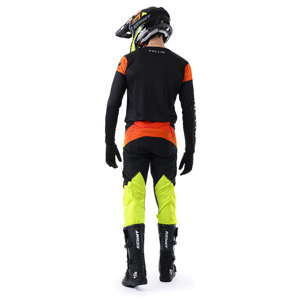 Pantaloni Master - 2024