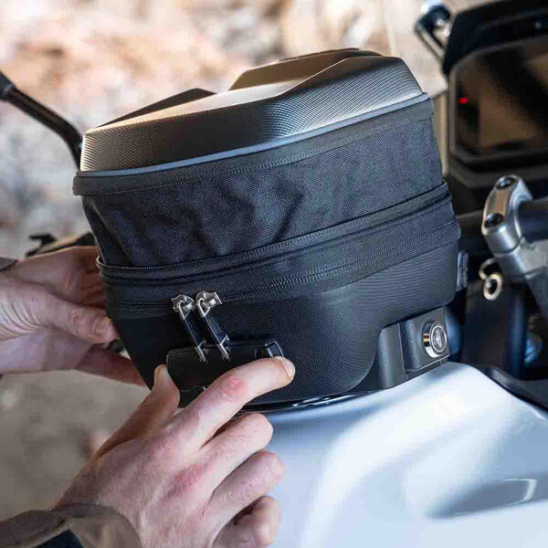 E03C Borsa da serbatoio Click System